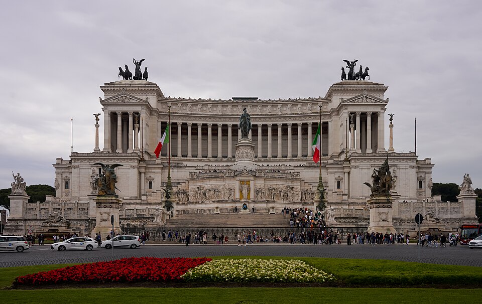 Piazza Venezia & Altare della Patria 3/3